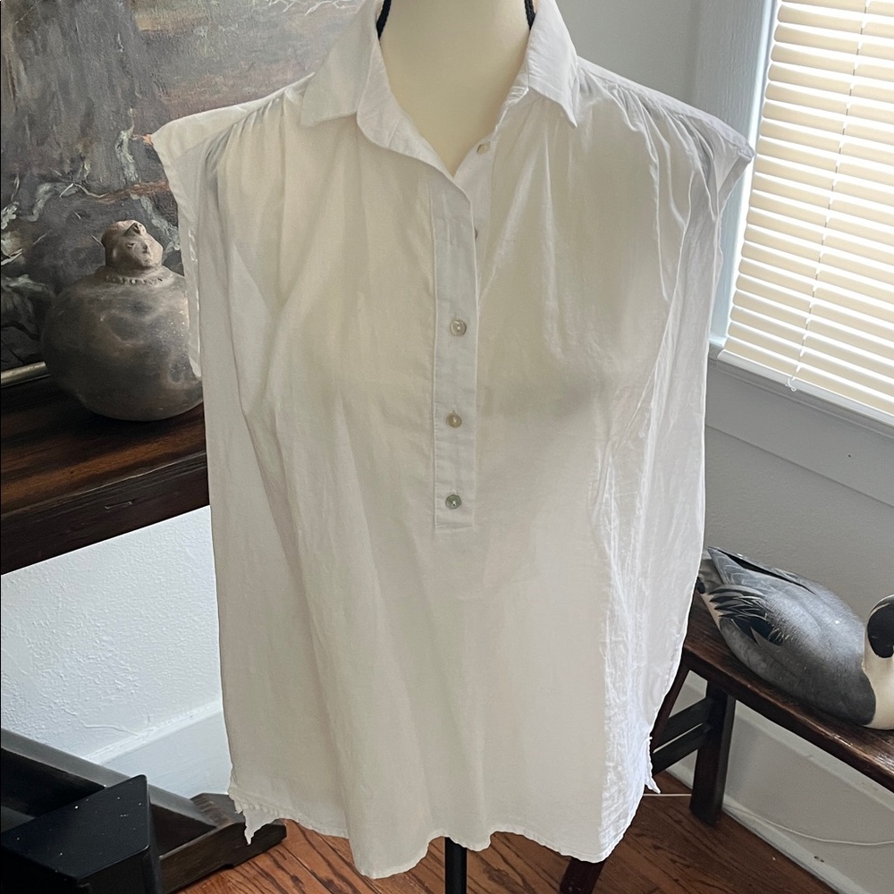 Classic White Women’s Cotton Button down top